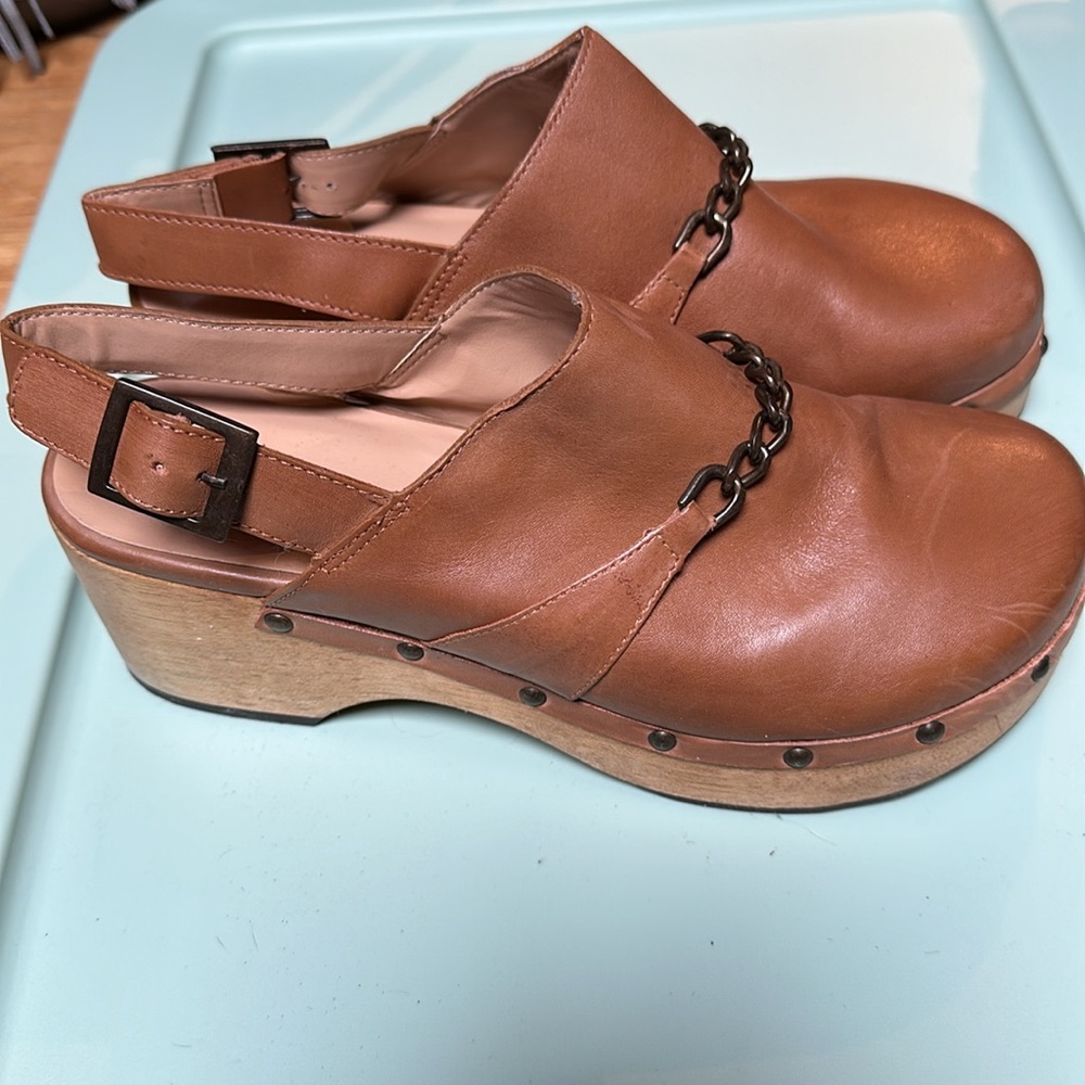 Silent D Anthropologie Tan Leather And Wood Clogs… - image 2